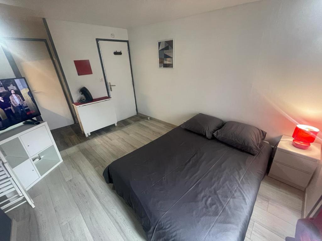 Le Confort - Calme, Ideale Couple, Business, Long Sejour Niort Exterior foto
